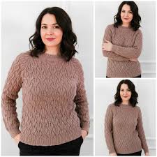 Raglan Pullover with Leaf Pattern